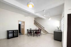 Jalan Senang (D14), Terrace #557476591